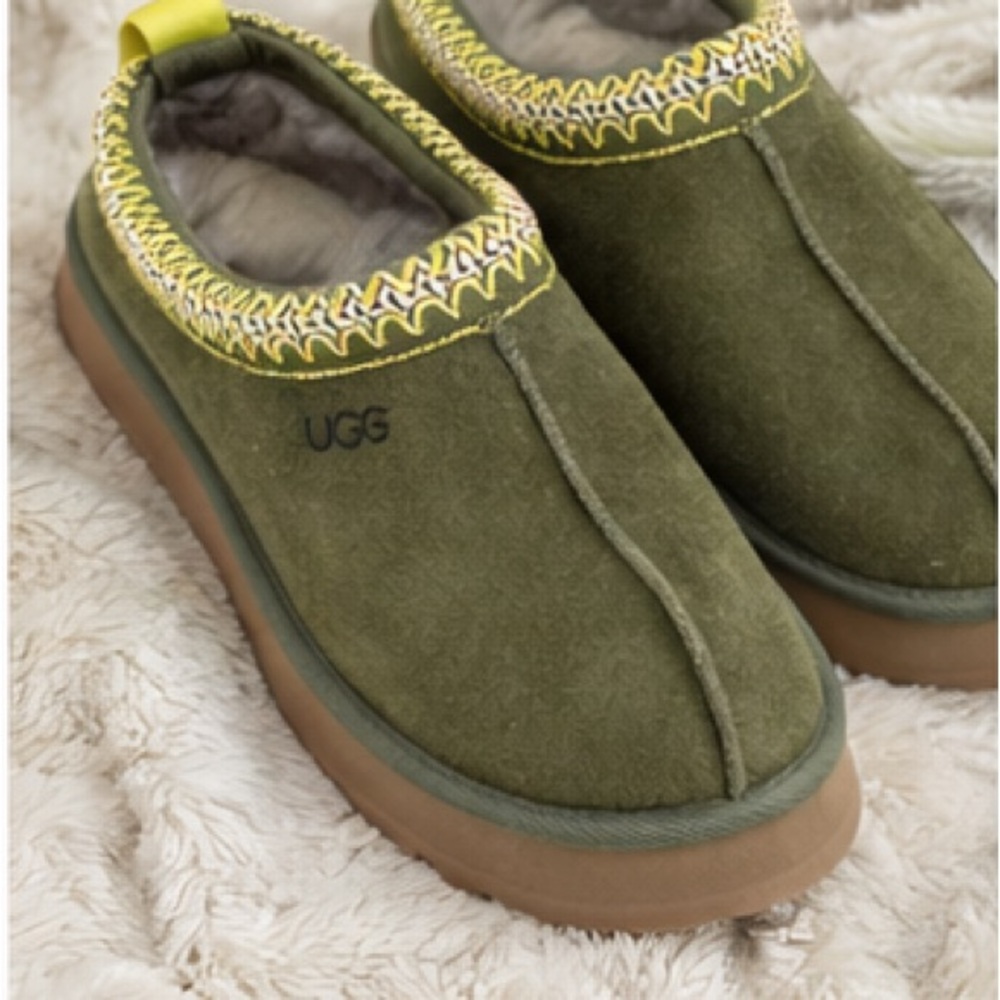 UGG Tasman Burnt Olive Slippers | Women’s 9 | NWOT